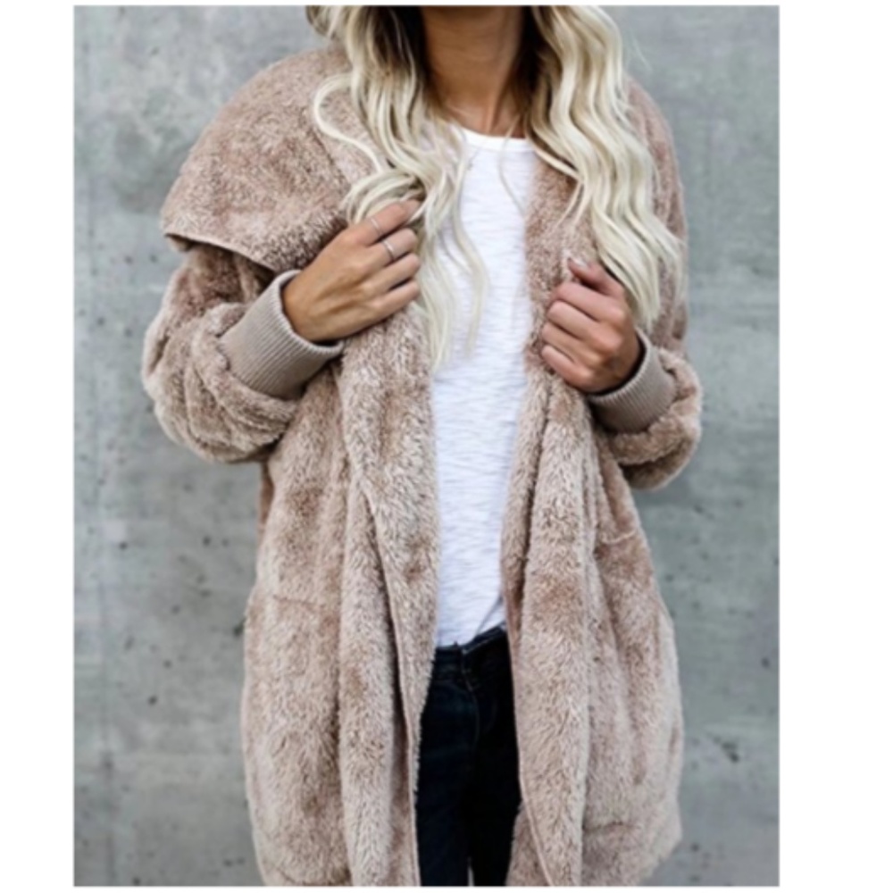 ❤ HP ❤ CAMBER Oversized Fluffy Taupe Sweater - Picture 2 of 5